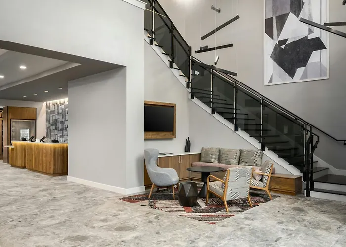 Courtyard By Marriott Athens Downtown Hotel