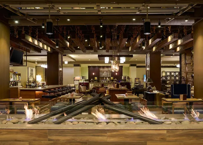 Renaissance Phoenix Downtown Hotel