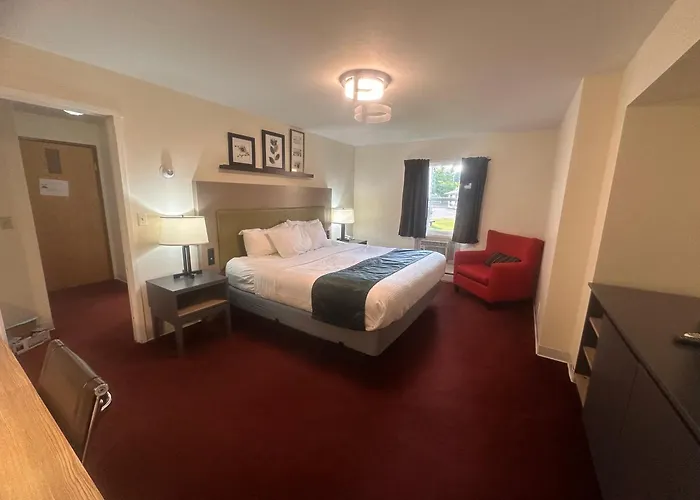Pictured Rocks Inn And Suites Munising