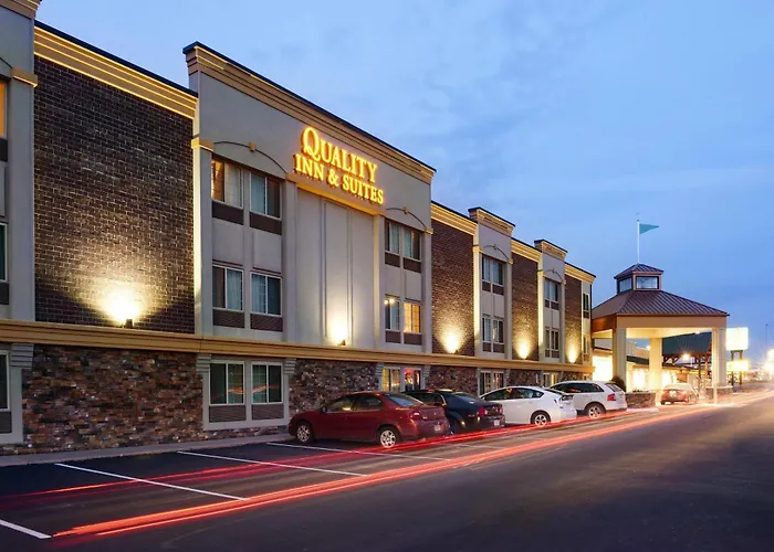 Quality Inn & Suites Ames Conference Center Near Isu Campus