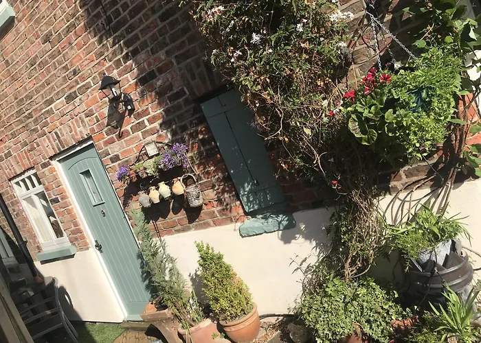 Holbeach Hotels