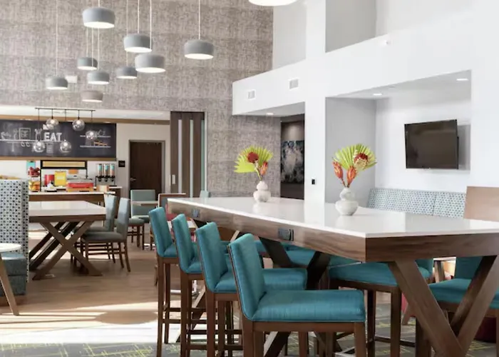 North Haven Hotels