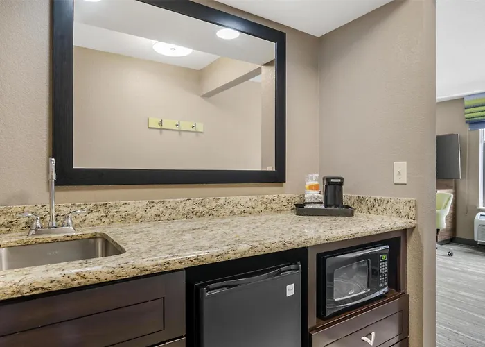 Crawfordsville Hotels