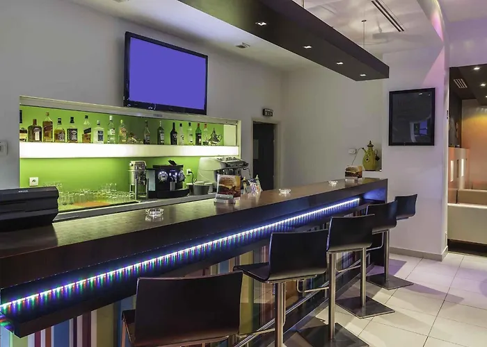 ibis Oran les Falaises