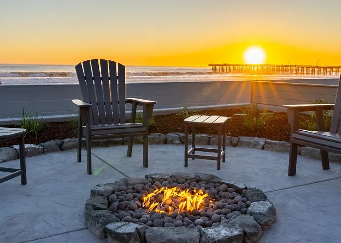 Shoreline Inn...On The Beach Cayucos