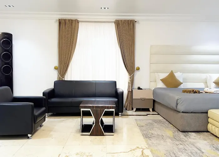 Glovis Luxury Suites