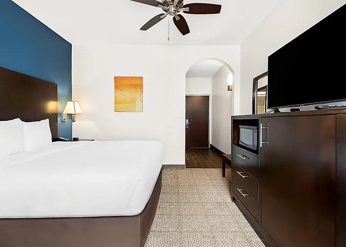 Comfort Suites New Orleans East