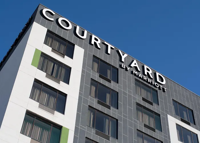 Courtyard By Marriott Edina Bloomington Hotel