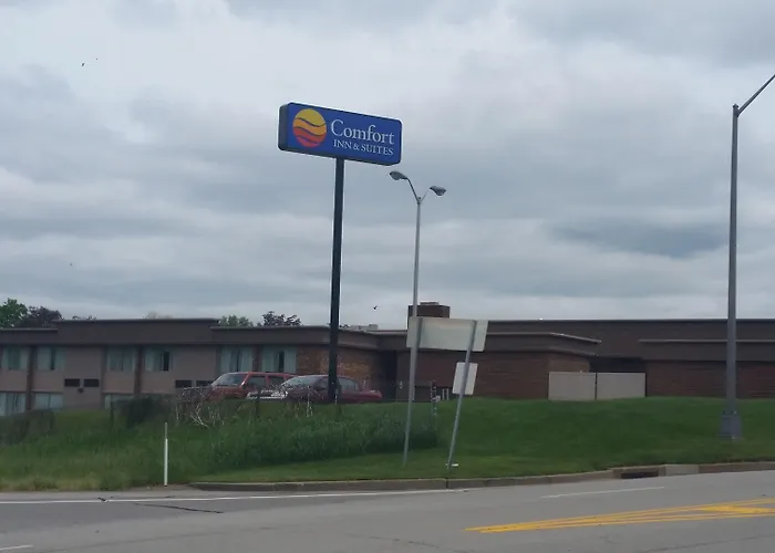 Comfort Inn & Suites Pittsburgh Fox Chapel Montrose Hill