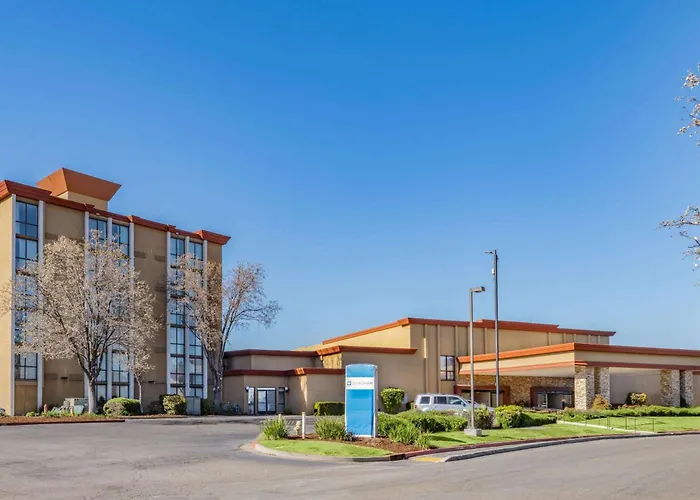 Wyndham Sacramento Hotel Carmichael
