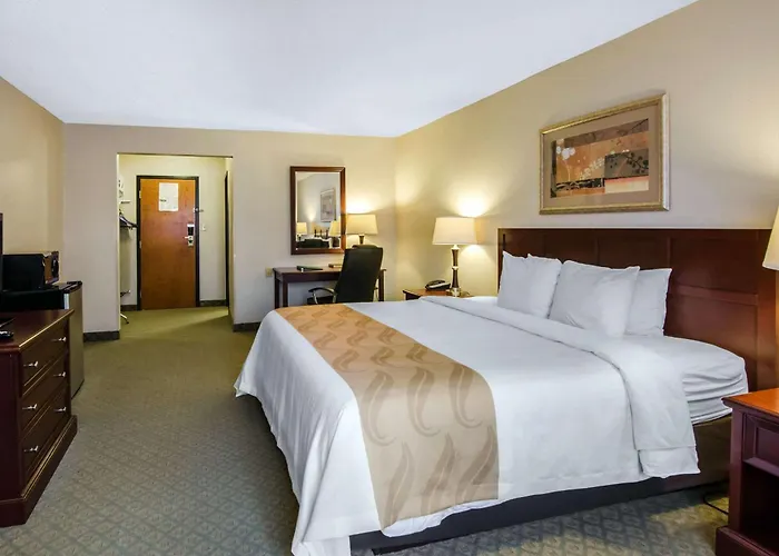 Quality Inn Summersville - New River Area