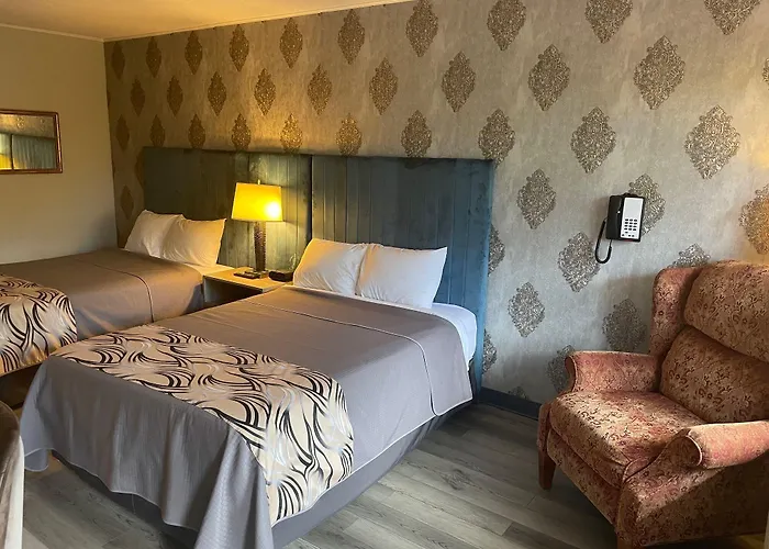 Hardy Hotels