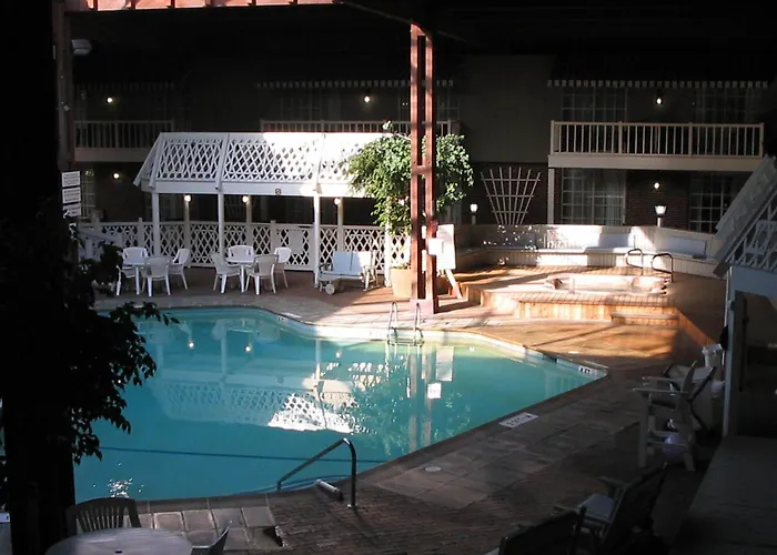 Sturbridge Host Hotel And Conference Center (Adults Only)
