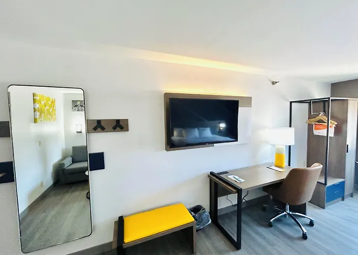 Luxury Hotels in Terre Haute