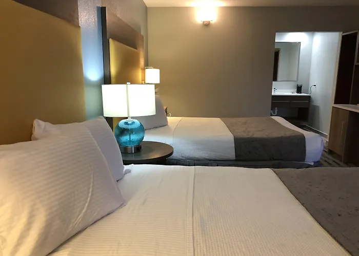 All Seasons Inn & Suites