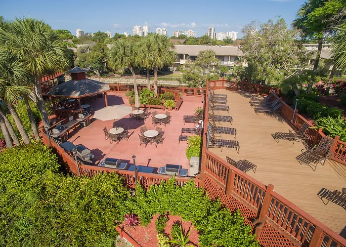 Park Shore Resort By Mike Z Rentals (Adults Only) North North Naples