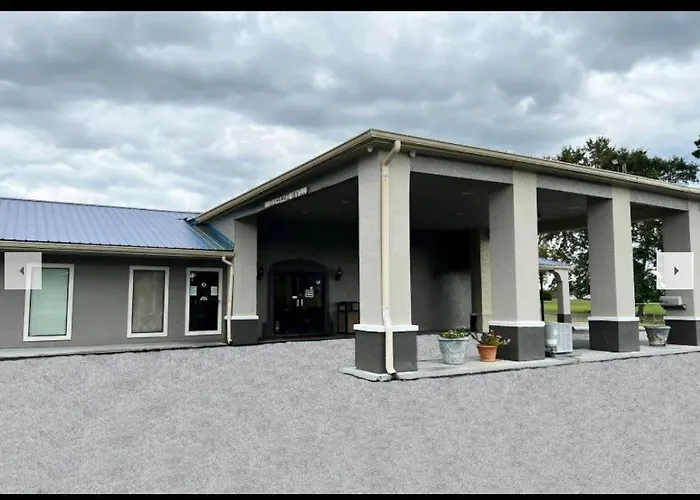 DeFuniak Springs Hotels