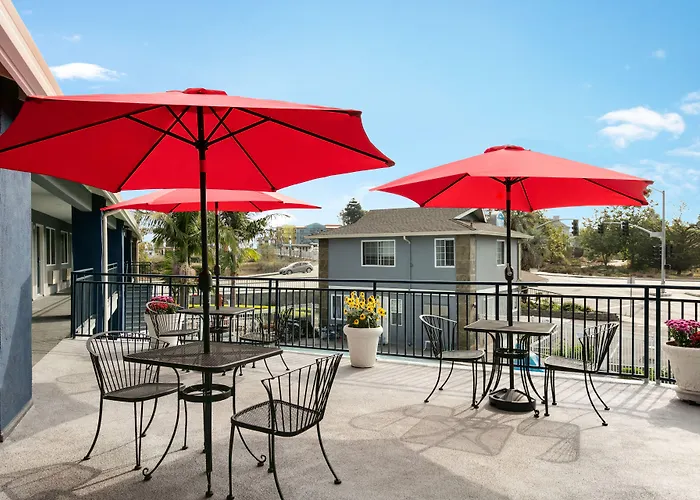 Torch Lite Inn At The Beach Boardwalk Santa Cruz