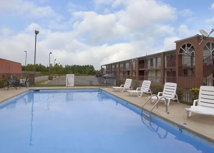 Days Inn By Wyndham Jonesboro Ar