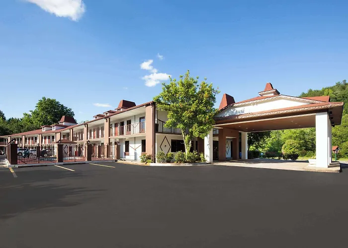 Helen Hotels