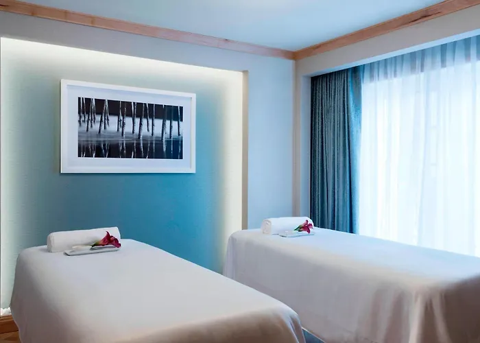 Luxury Hotels in Clayton