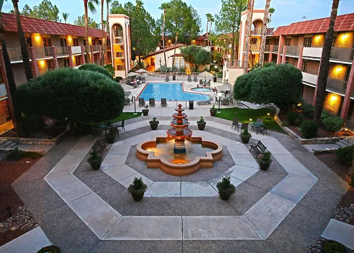Doubletree Suites By Hilton Tucson Airport