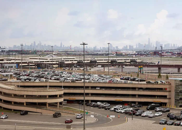 Newark Liberty International Airport Marriott Hotel