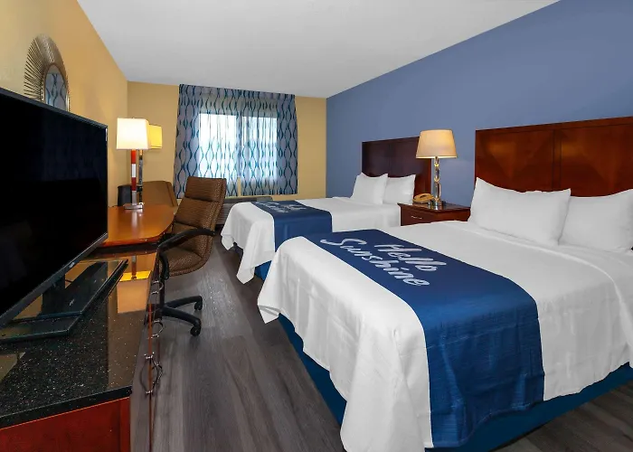 Days Inn By Wyndham Milan Sandusky South