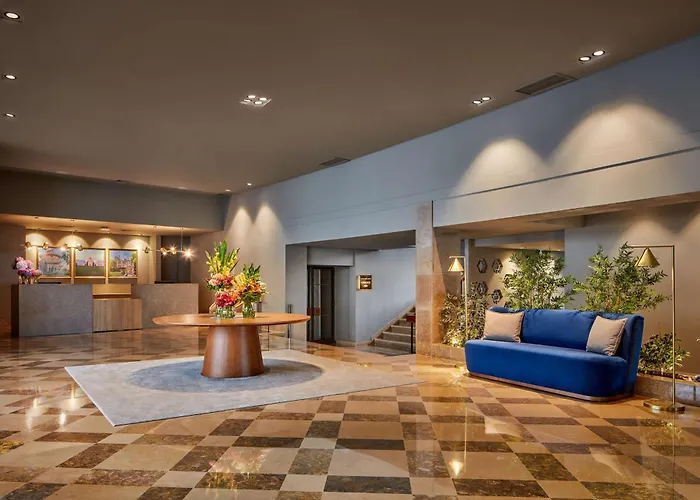 Nh Sintra Centro Hotel