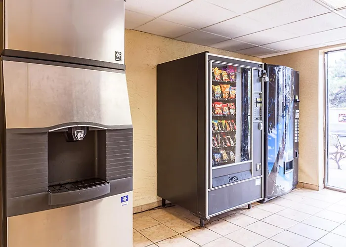 Motel 6-Milwaukee, Wi - Glendale