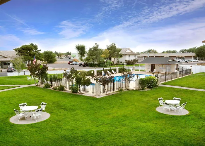 Days Inn By Wyndham Delta