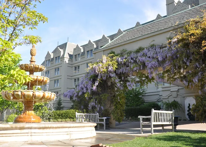 Pearl River Hotels