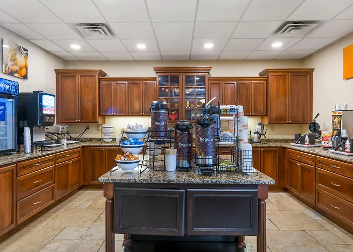 Comfort Inn & Suites Watertown - 1000 Islands
