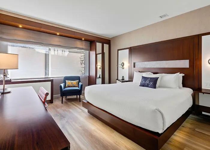 The J House Greenwich Hotel