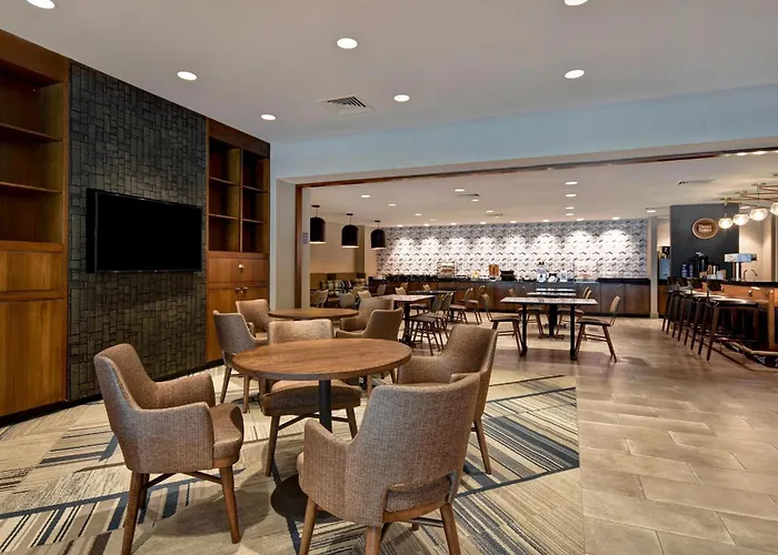 Four Points By Sheraton Boston Newton