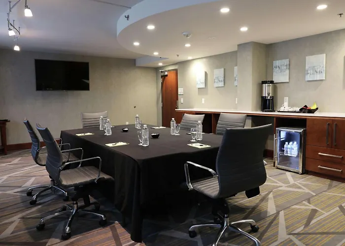 Doubletree By Hilton Omaha Southwest, Ne Hotel