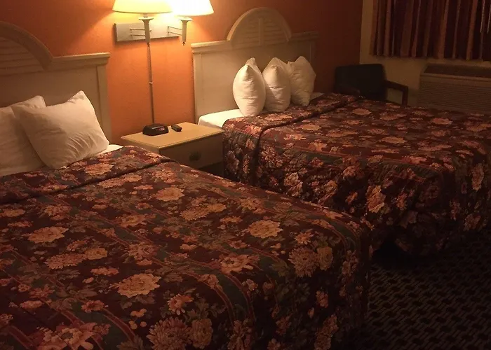 Sunset Inn & Suites Lincoln