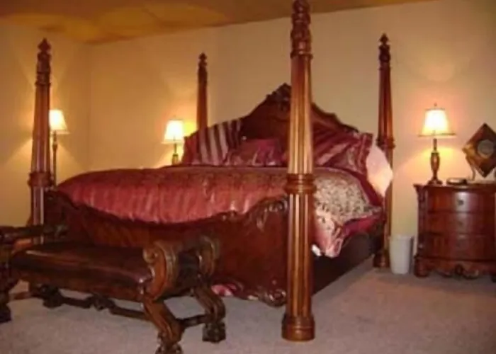 Sunset Inn & Suites