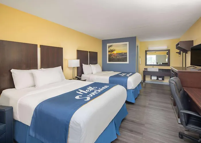 Muscle Shoals Hotels