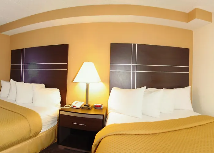 Quality Suites Milwaukee Airport