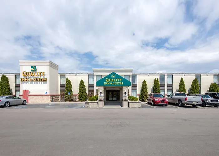 Mansfield Hotels