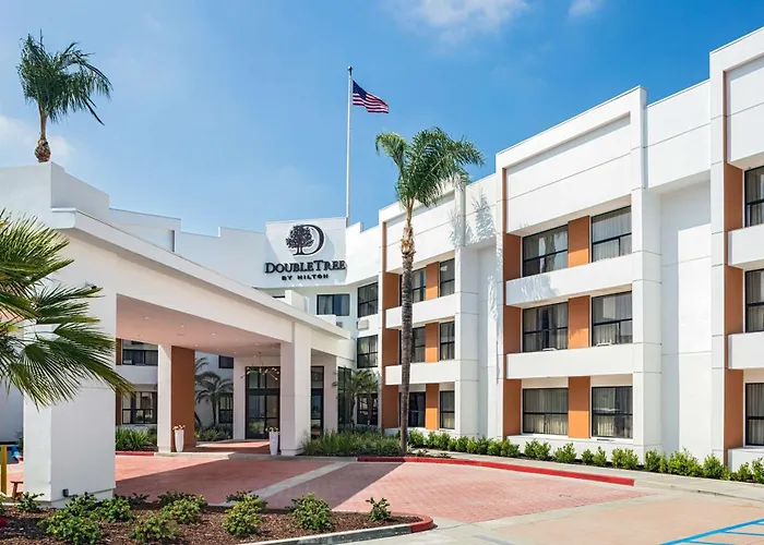 Doubletree By Hilton Pomona Hotel