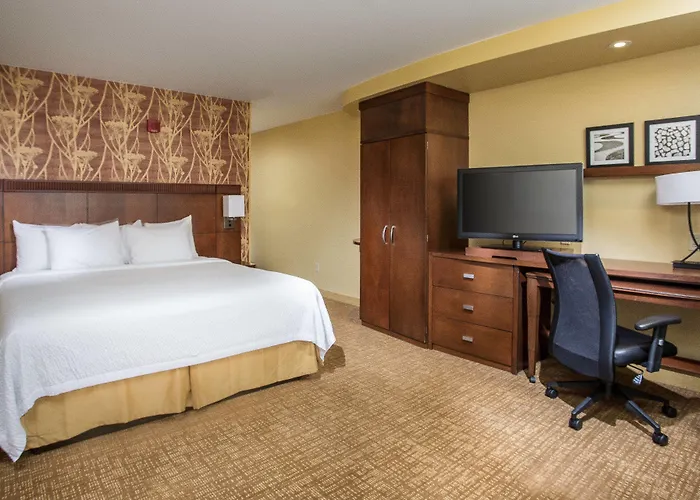 Courtyard By Marriott Peoria Hotel
