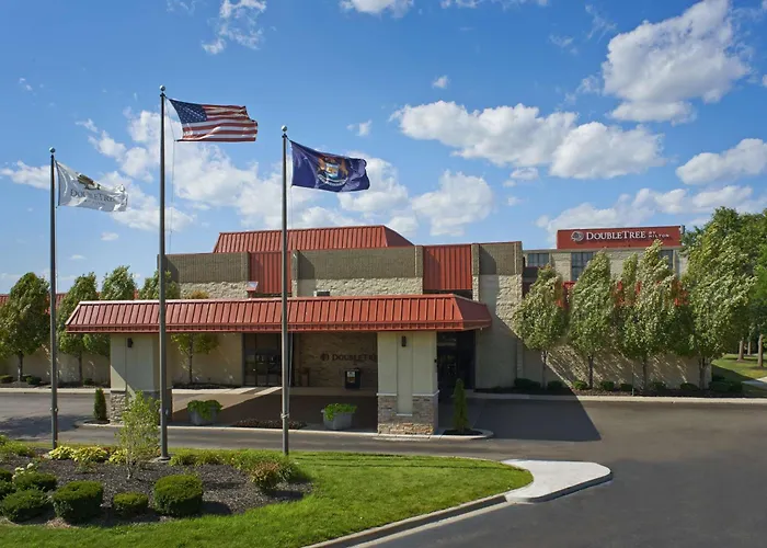 Doubletree By Hilton Dearborn Hotel