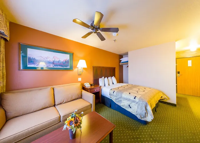 Gunnison Hotels