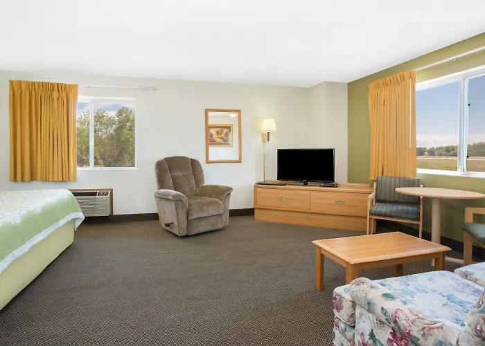 Days Inn By Wyndham Ogallala