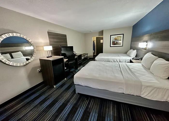 Baymont By Wyndham Kansas City Ku Medical Center