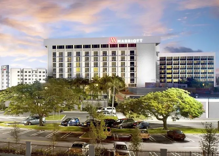 Courtyard By Marriott Miami Airport