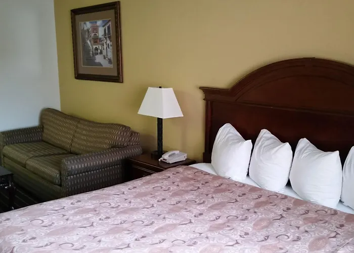 Rodeway Inn Cedar Rapids Westdale