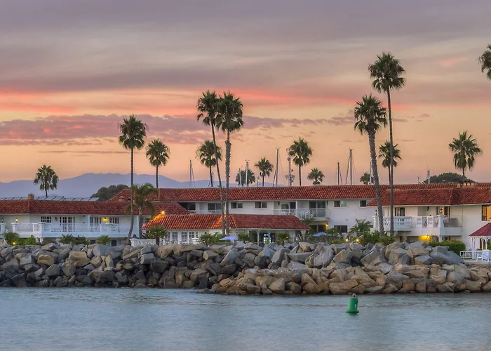 Oceanside Marina Suites - A Waterfront Hotel